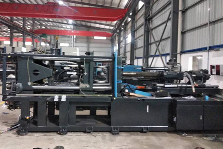 果筐注塑机厂家如何选择比较好?需重视这些因素!